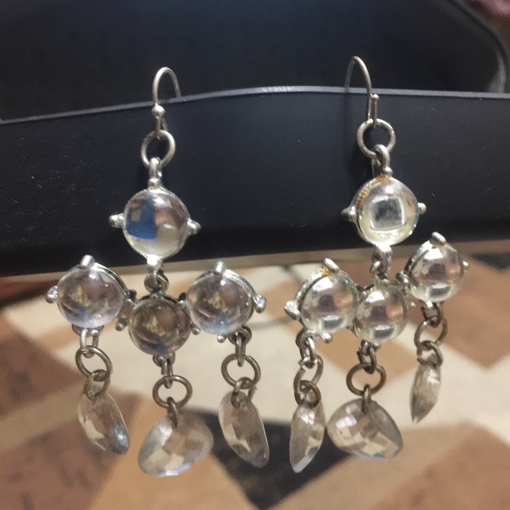 Beautiful pair of Fashion Earrings